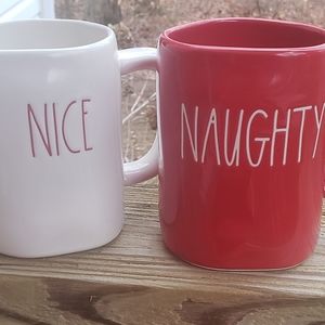 Rae Dunn mugs set